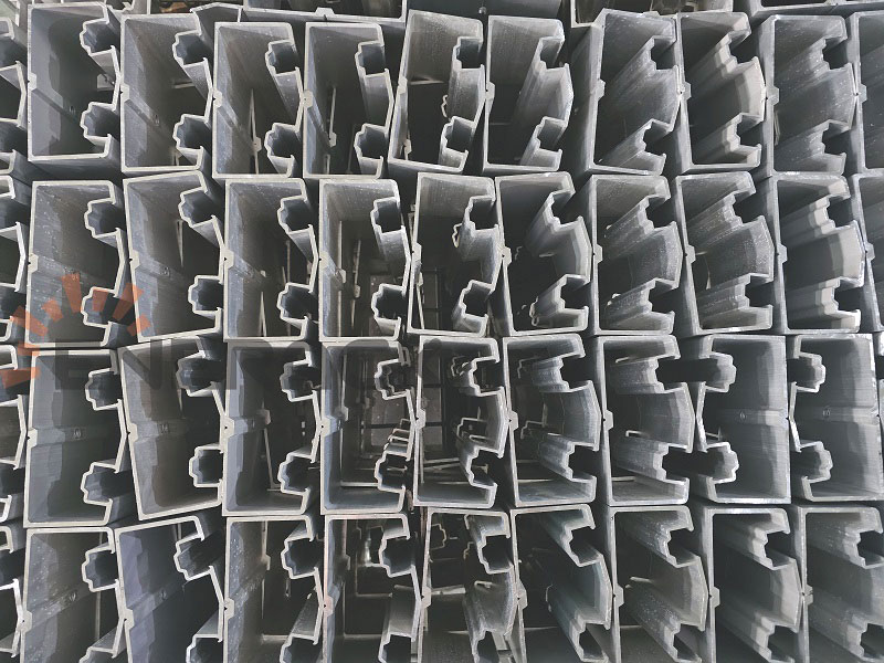 East & West Ballasted System