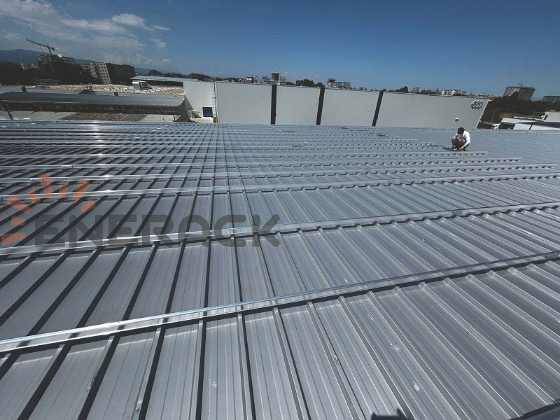 L feet for trapezoidal sheet metal