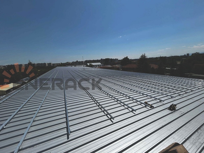 L feet for trapezoidal sheet metal