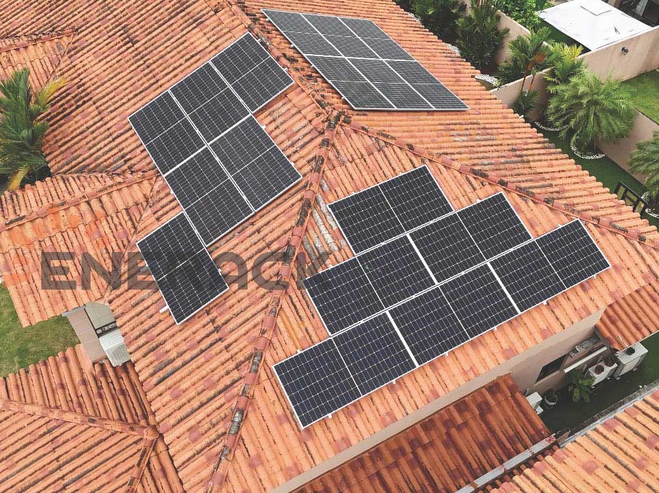 8KW T03 Ziegeldachhakensystem in Panama