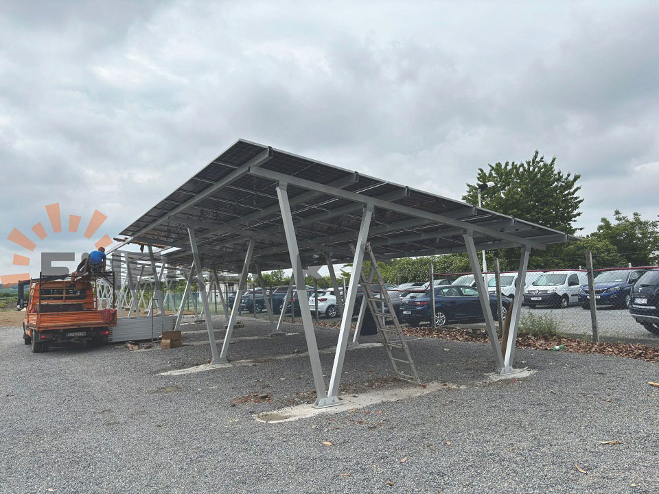 85KW wasserdichtes Carport-Solarmontagesystem in Kroatien