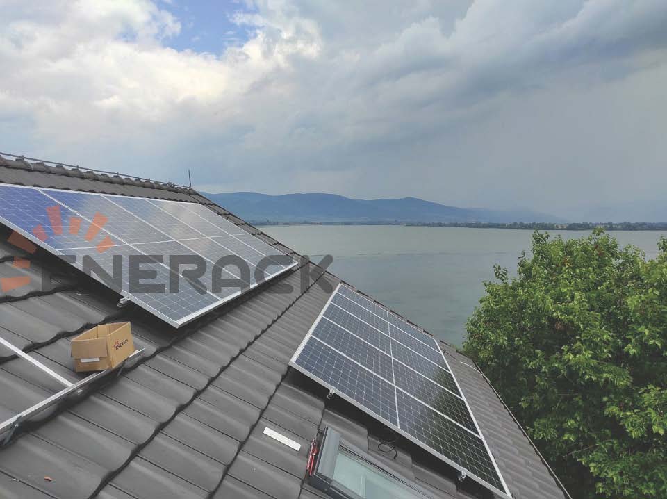 4KW T01 Ziegeldachhakensystem in Serbien